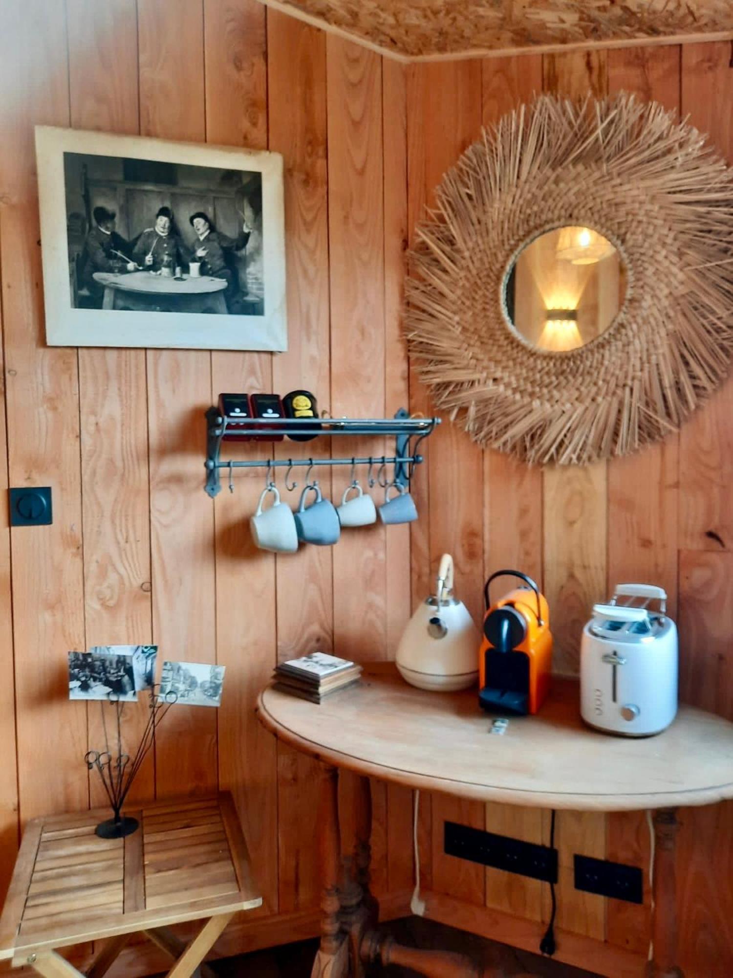 Pierres Et Jardins Bed & Breakfast Санлис Екстериор снимка
