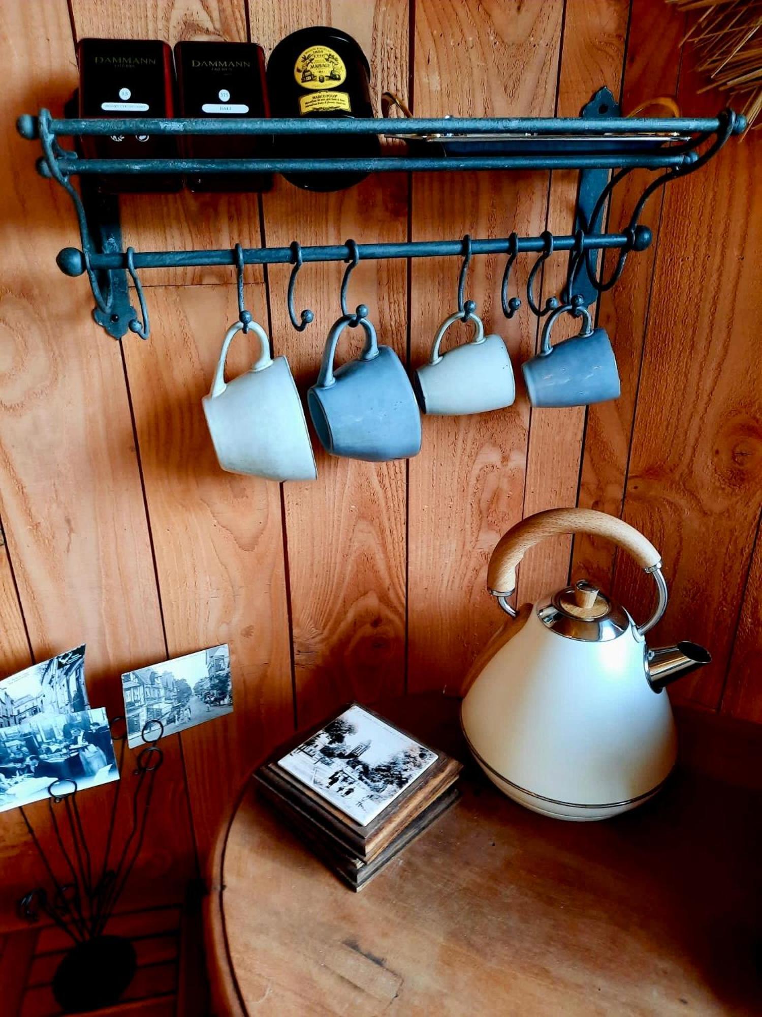 Pierres Et Jardins Bed & Breakfast Санлис Екстериор снимка
