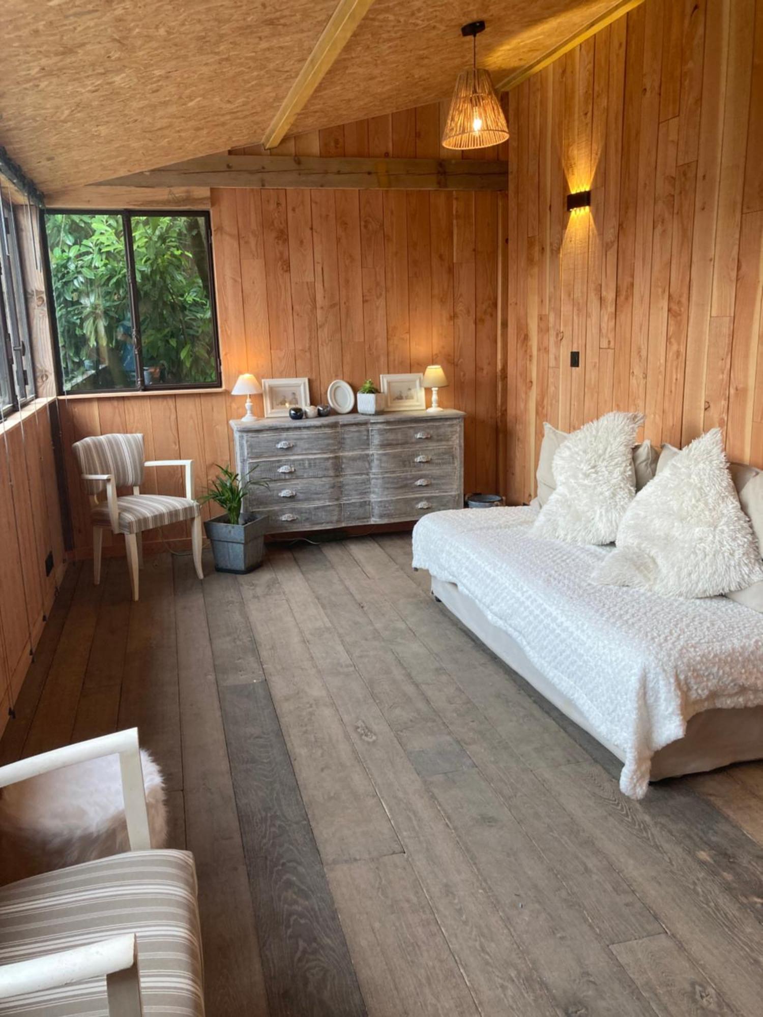 Pierres Et Jardins Bed & Breakfast Санлис Екстериор снимка